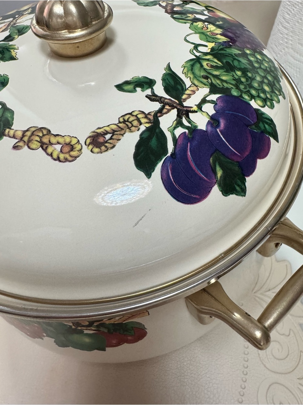 Vintage Kensington 8 quart Vitro-ceramic Cookware - Picture 9 of 14